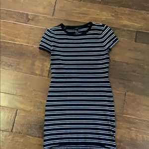 FOREVER 21 body-con striped dress